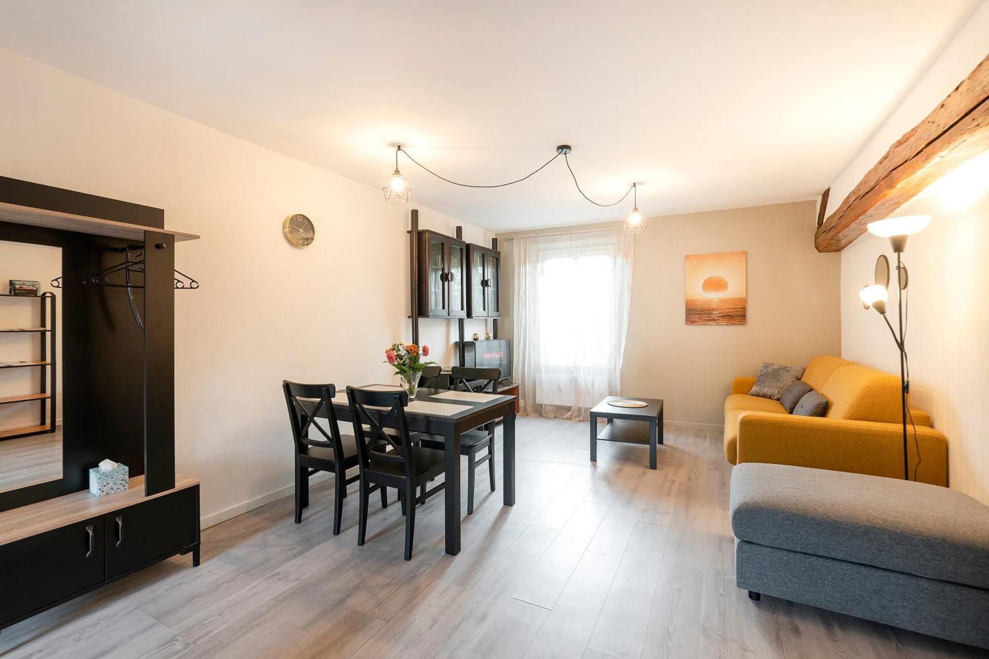 Les Logis De Marcoussis Apartment Exterior photo