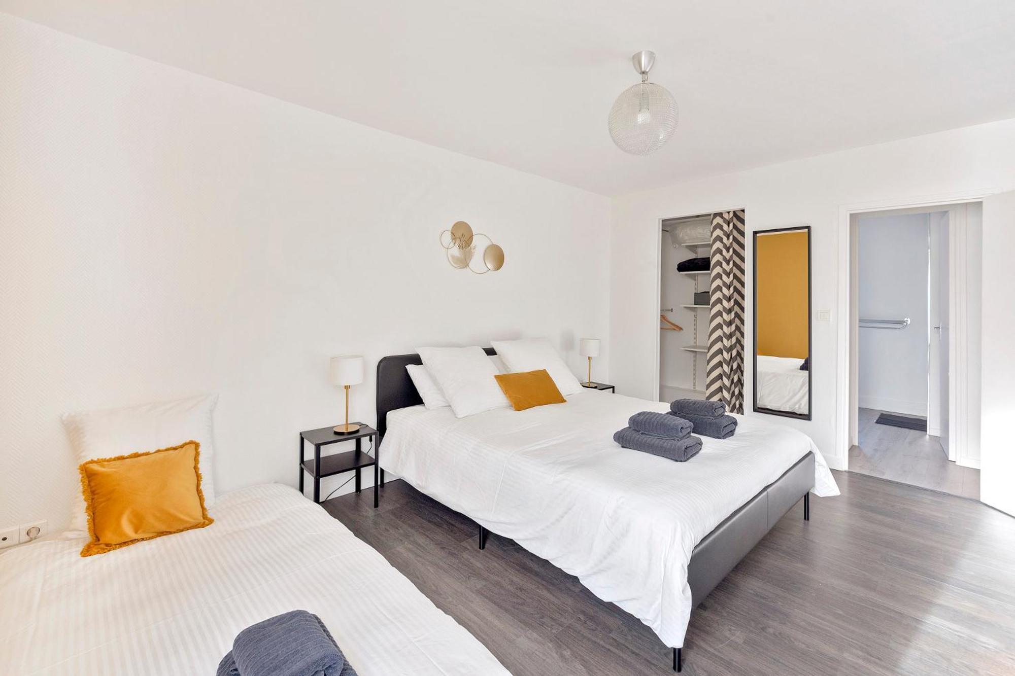 Les Logis De Marcoussis Apartment Exterior photo